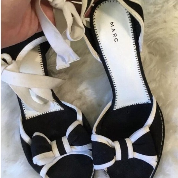 Marc Jacobs Canvas Lace Up Bow Tie Wedge Sandals Black/White Women's Size 8 - Picture 5 of 10